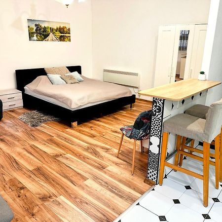 Dob71-Cozy Flat In The Center Of Budapest- Recently Renovated מראה חיצוני תמונה